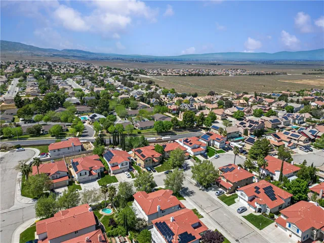 42251 Sand Palm Way, Lancaster, California 93536