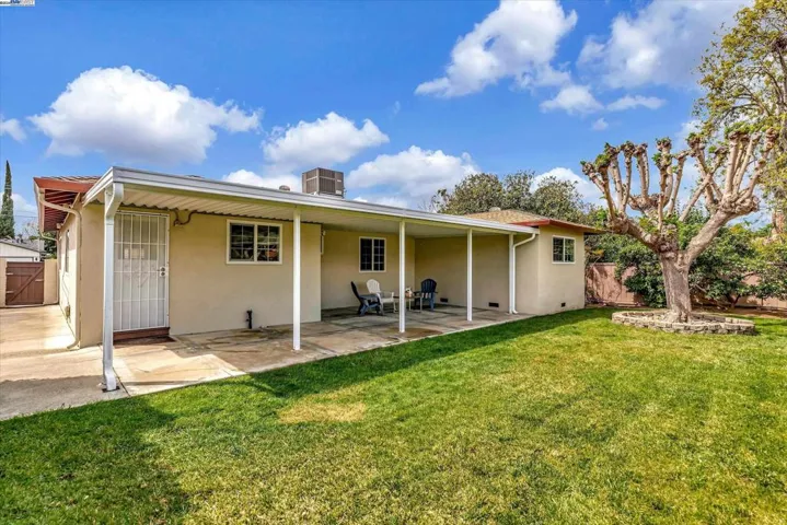 1044 Redondo Way, Livermore, California 94550