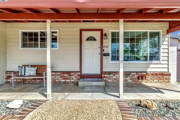 1044 Redondo Way, Livermore, California 94550