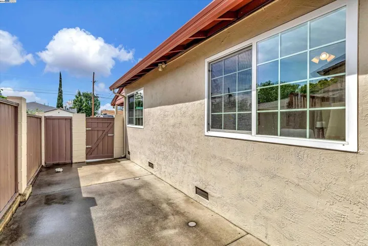 1044 Redondo Way, Livermore, California 94550