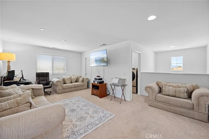 Upper loft