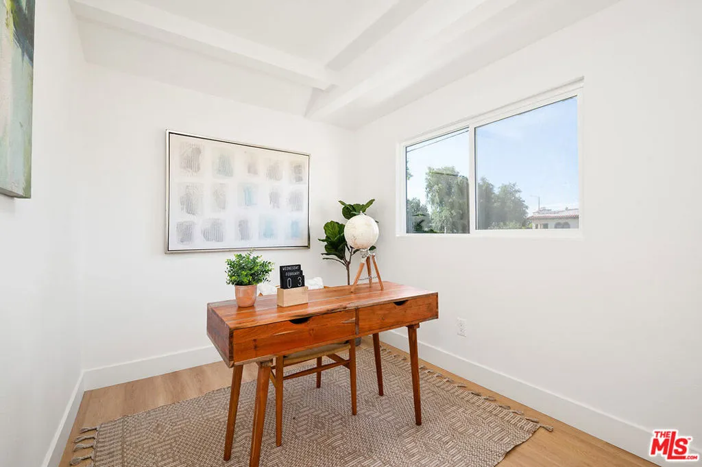 1552 W Vernon Avenue, Los Angeles, California 90062 home-pic-15