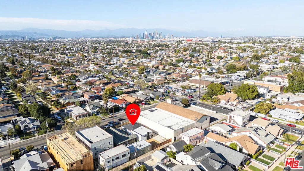 1552 W Vernon Avenue, Los Angeles, California 90062 home-pic-40