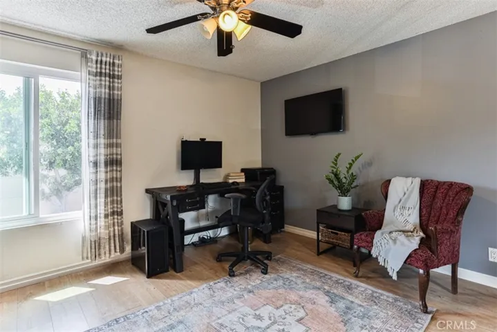 15425 Sherman Way 237, Van Nuys, California 91406