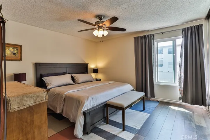15425 Sherman Way 237, Van Nuys, California 91406