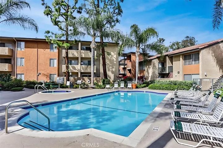 15425 Sherman Way 237, Van Nuys, California 91406