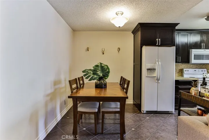 15425 Sherman Way 237, Van Nuys, California 91406