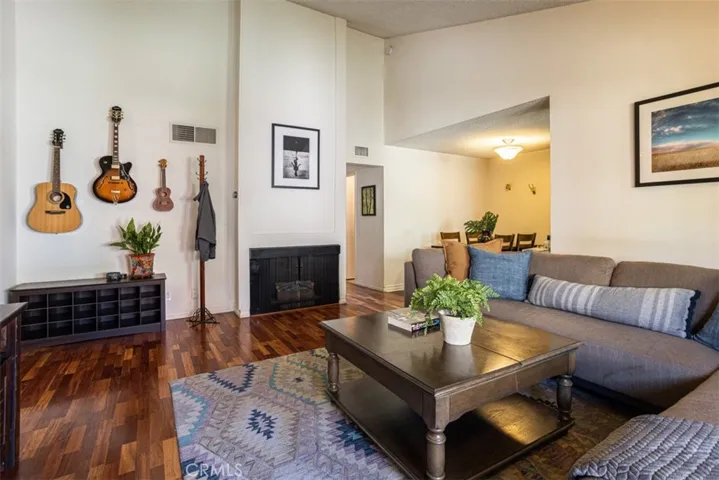15425 Sherman Way 237, Van Nuys, California 91406