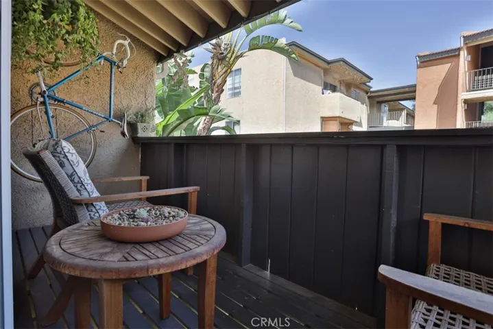 15425 Sherman Way 237, Van Nuys, California 91406
