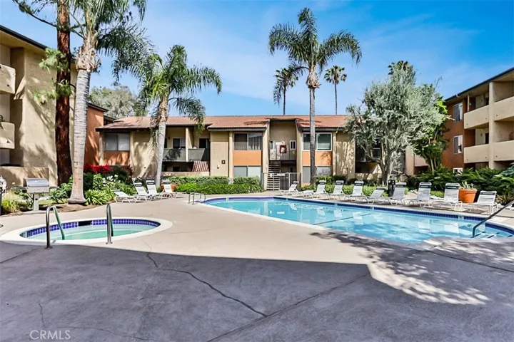 15425 Sherman Way 237, Van Nuys, California 91406