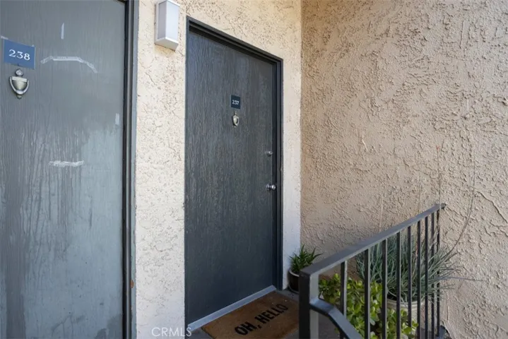 15425 Sherman Way 237, Van Nuys, California 91406