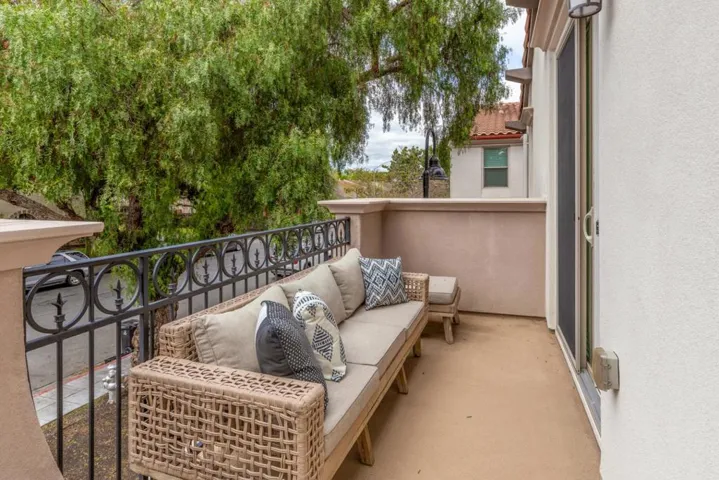 1950 San Luis Avenue, Mountain View, California 94043