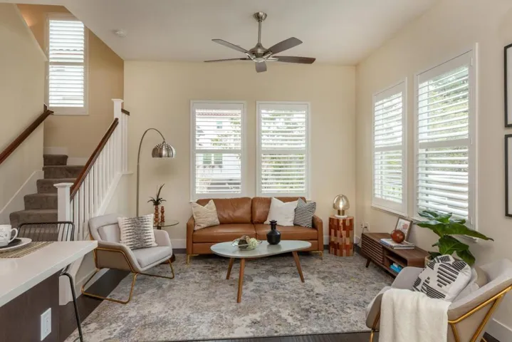 1950 San Luis Avenue, Mountain View, California 94043