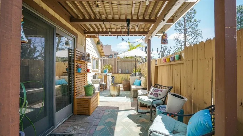 13970 Olive Grove Lane, Sylmar, California 91342
