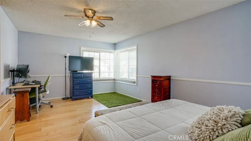 13970 Olive Grove Lane, Sylmar, California 91342