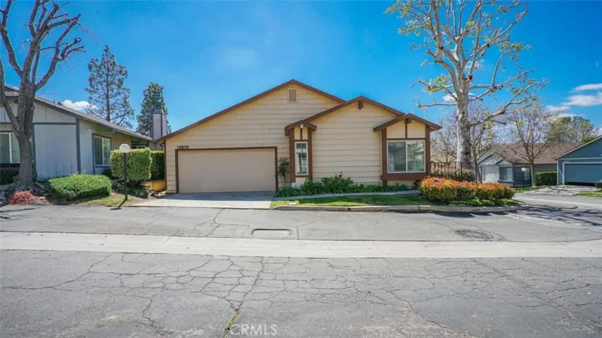 13970 Olive Grove Lane, Sylmar, California 91342