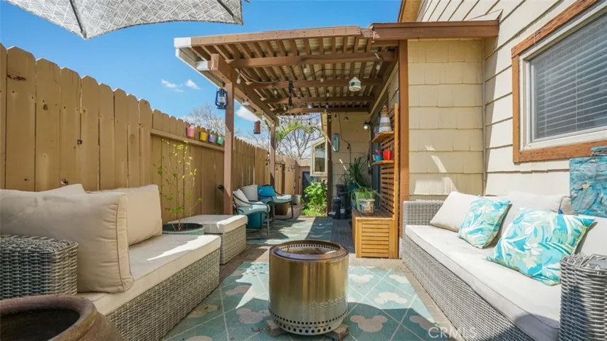13970 Olive Grove Lane, Sylmar, California 91342