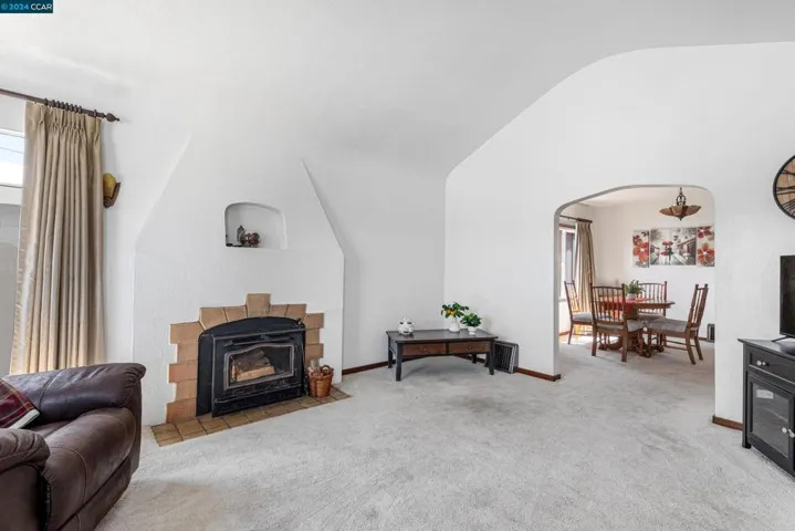 737 34th St, Richmond, California 94805