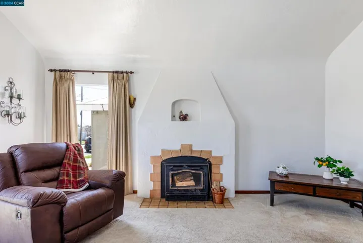 737 34th St, Richmond, California 94805