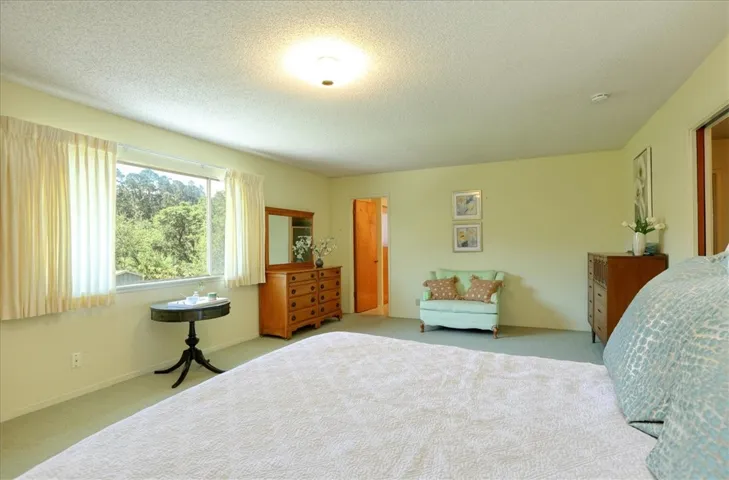 1550 Main Street, Cambria, California 93428