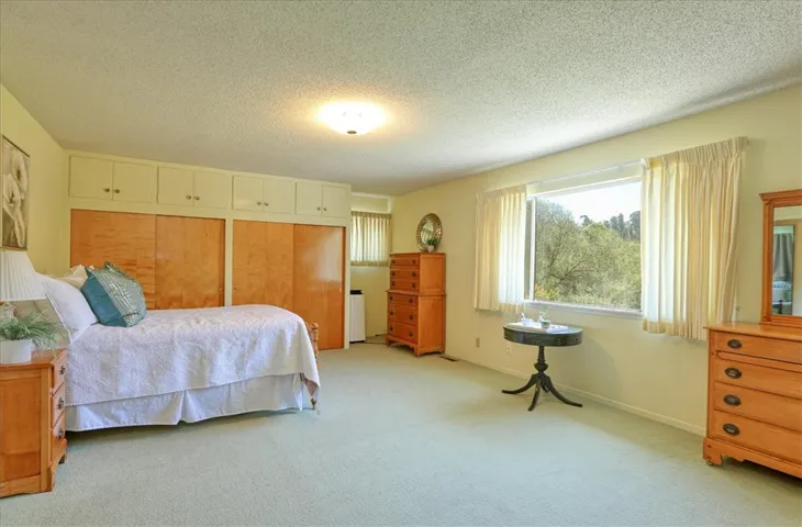 1550 Main Street, Cambria, California 93428
