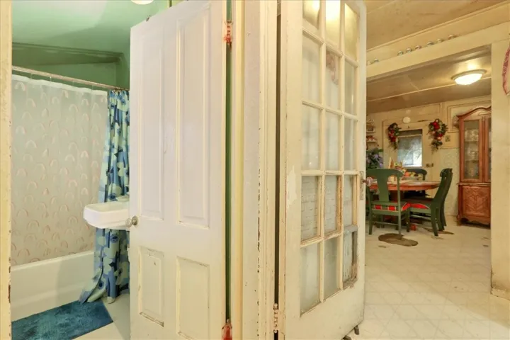 1550 Main Street, Cambria, California 93428