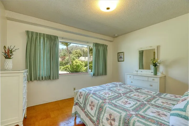 1550 Main Street, Cambria, California 93428