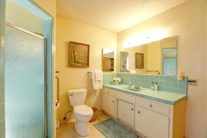 1550 Main Street, Cambria, California 93428