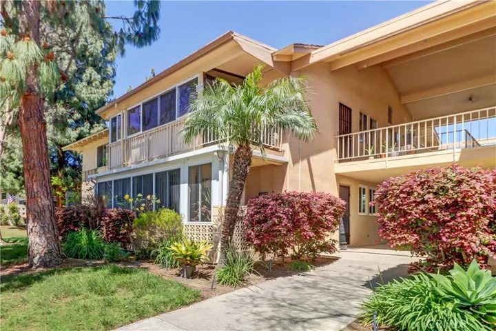 223 Avenida Majorca N, Laguna Woods, California 92637