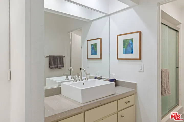 255 E Avenida Granada 911, Palm Springs, California 92264