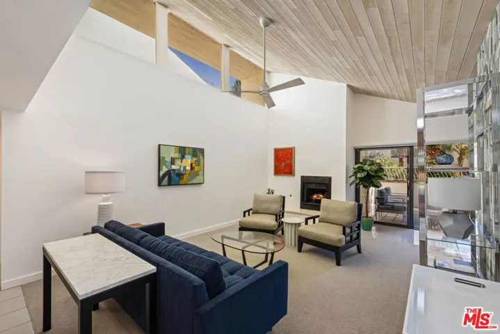 255 E Avenida Granada 911, Palm Springs, California 92264