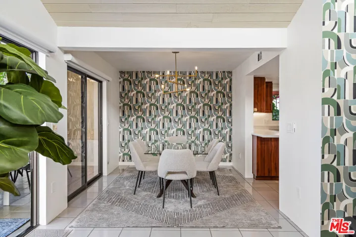 255 E Avenida Granada 911, Palm Springs, California 92264