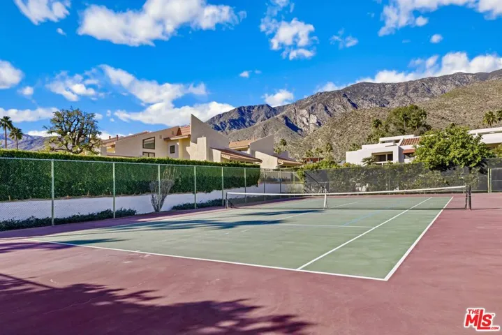 255 E Avenida Granada 911, Palm Springs, California 92264