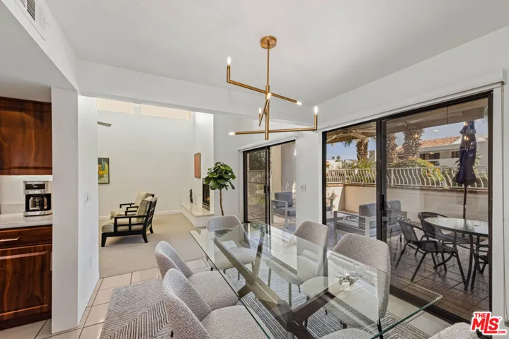 255 E Avenida Granada 911, Palm Springs, California 92264