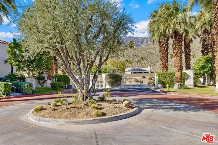 255 E Avenida Granada 911, Palm Springs, California 92264