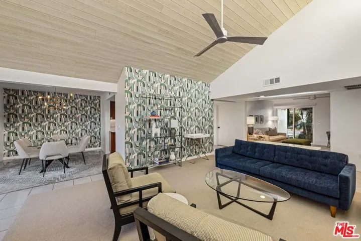 255 E Avenida Granada 911, Palm Springs, California 92264