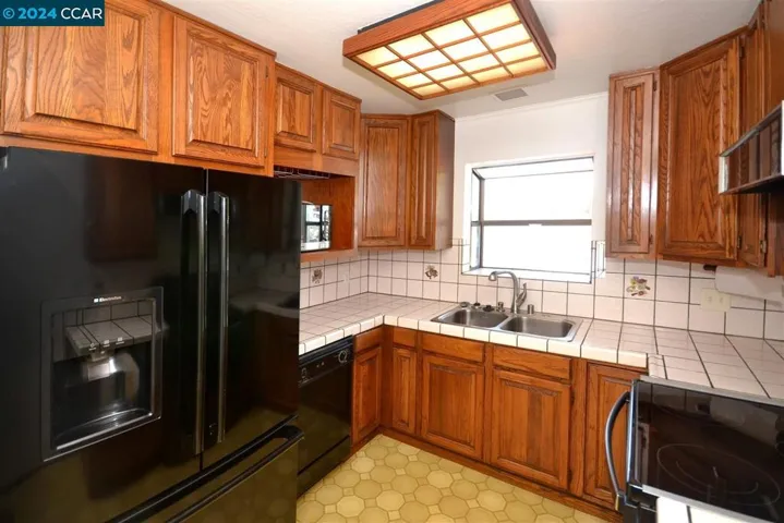 337 Joan Vista St, El Sobrante, California 94803