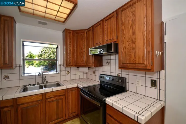 337 Joan Vista St, El Sobrante, California 94803