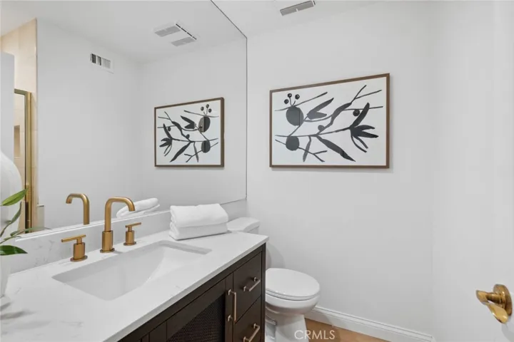 2021 Port Ramsgate Place, Newport Beach, California 92660