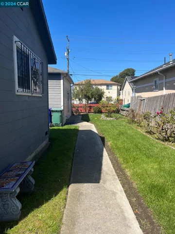 140 1st St, Richmond, California 94801