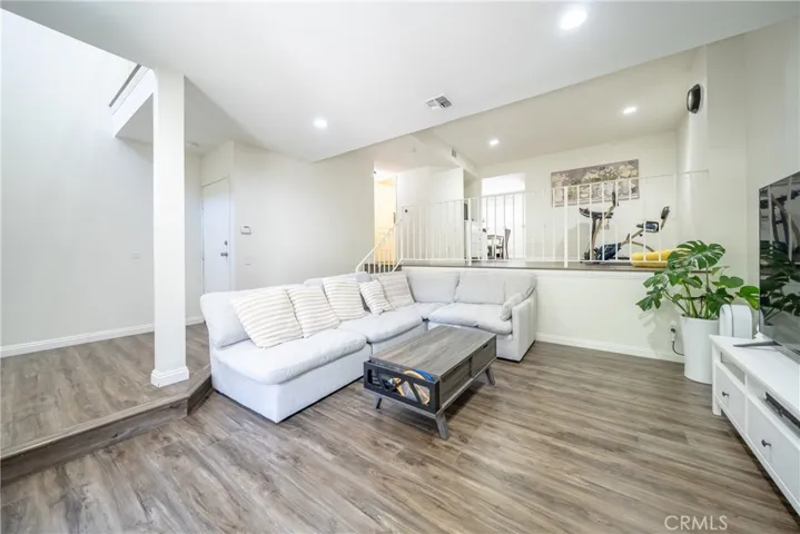 5100 Vista Verde Way, Whittier, California 90601
