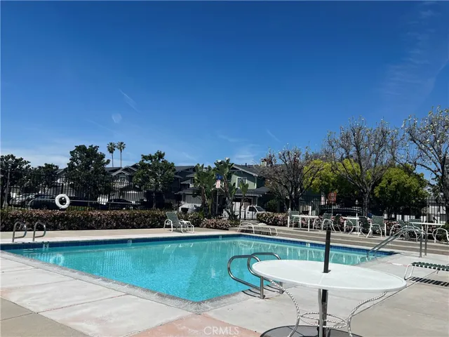 HOA Pool