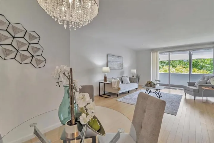 1515 Arc Way 209, Burlingame, California 94010