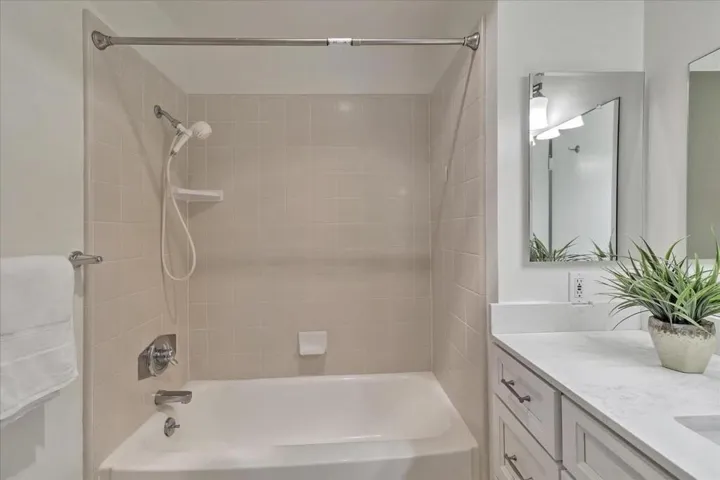1515 Arc Way 209, Burlingame, California 94010