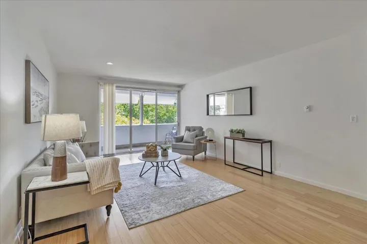 1515 Arc Way 209, Burlingame, California 94010
