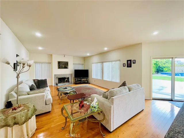 7538 Atherton Lane, West Hills, California 91304