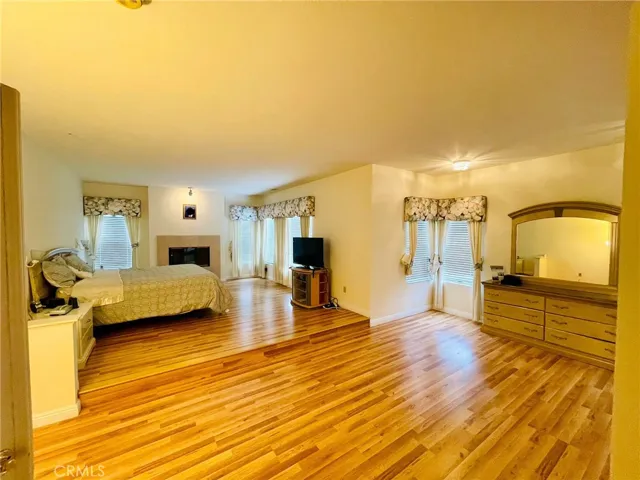 7538 Atherton Lane, West Hills, California 91304