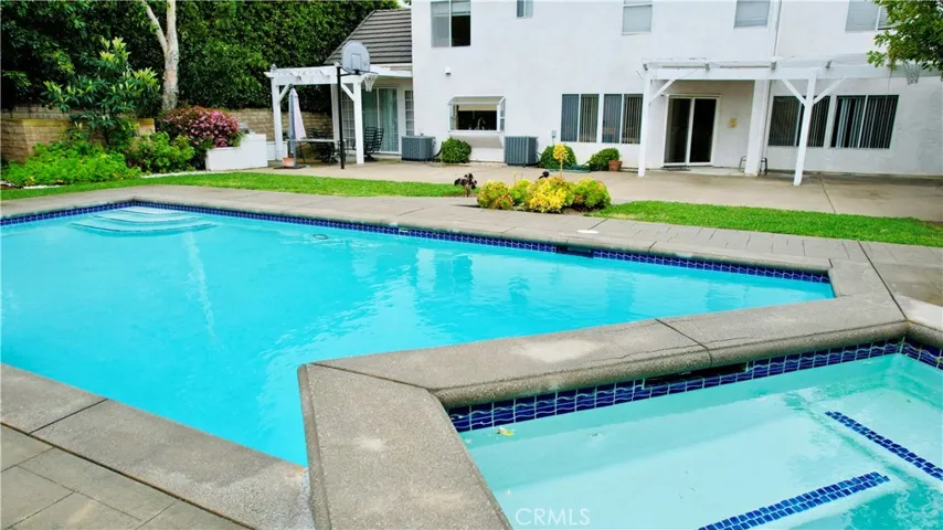 7538 Atherton Lane, West Hills, California 91304