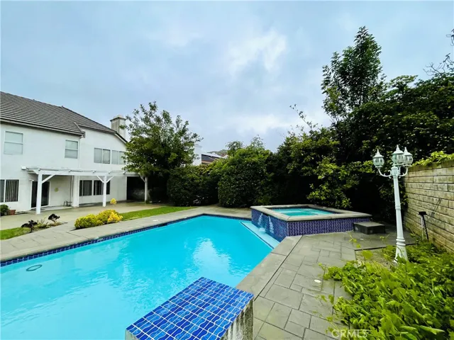 7538 Atherton Lane, West Hills, California 91304