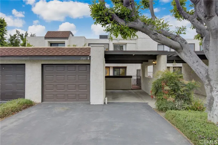 1707 S Heritage Circle, Anaheim, California 92804